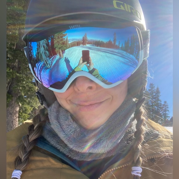 ✨❤️Meet your seller!!❤️✨ - Picture 2 of 7